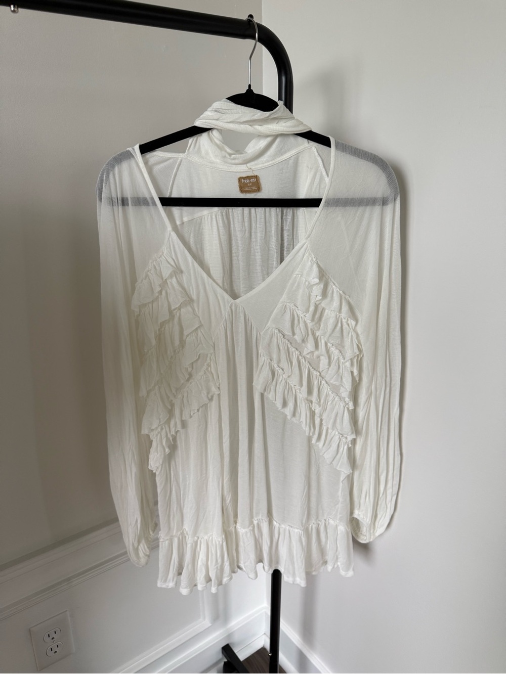 Free People Cream Ruffle V-Neck Long Sleeve Blouse